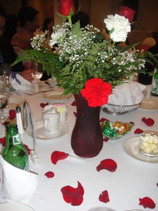 Table display for Ralph & Oyunaa's wedding